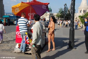 Alyssia Nude In Public